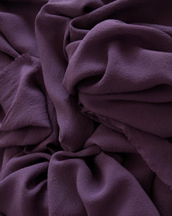 Silk Classic Textile in Aubergine